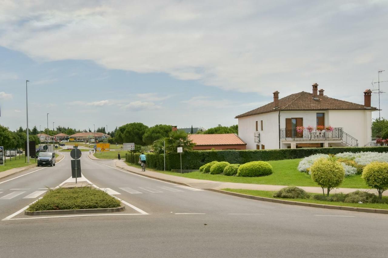 Alek Apartment Novigrad  Luaran gambar